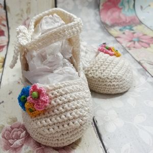 Hand Made Crocheted Baby Infant Shoes 0-3 Months